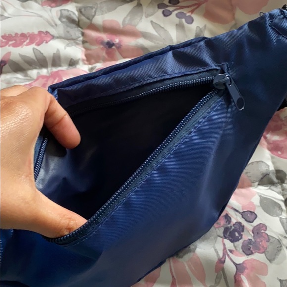 Fanny Pack - Picture 6 of 7